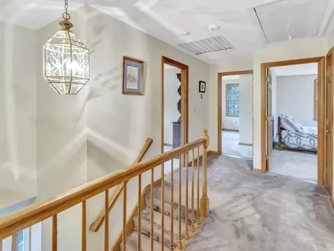 Entry Way - 19 Jacob Dr, Mansfield, MA 02048 photo 3 of 5
