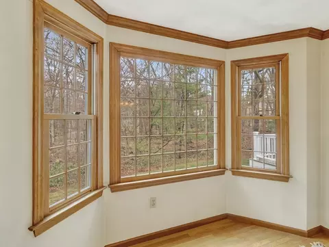 Living - 19 Jacob Dr, Mansfield, MA 02048 photo 2 of 4