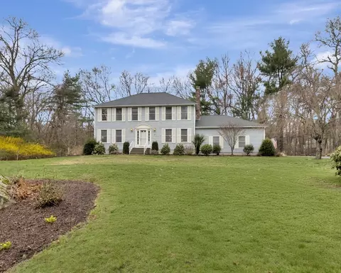 19 Jacob Dr, Mansfield, MA 02048