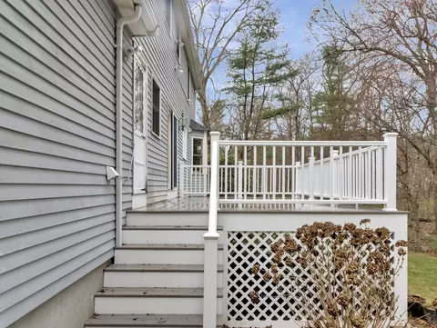 Exterior - 19 Jacob Dr, Mansfield, MA 02048 photo 4 of 10
