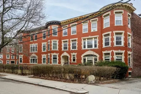 Exterior - 9 Clinton Path #2, Brookline, MA 02445 photo 2 of 2