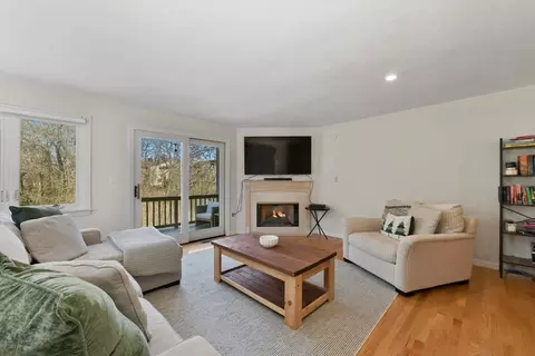 60 Maple St #A, Canton, MA 02021 photo 5
