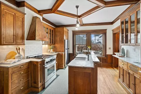 29 Boston Ave #29, Medford, MA 02155