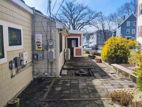 199 Vernon, Worcester, MA 01607 photo 5