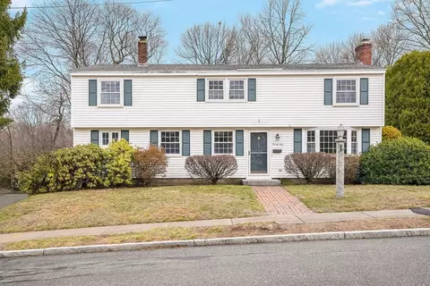24 Pleasant Cir, Methuen, MA 01844