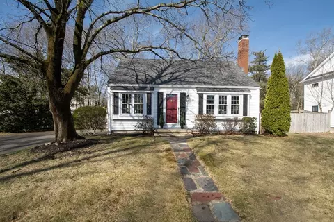 48 Gerard Rd, Norwell, MA 02061