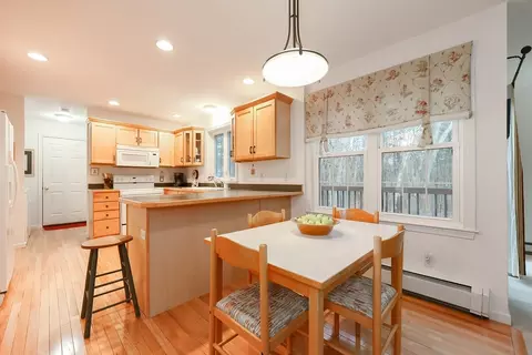 70 Macarthur Rd, Northbridge, MA 01534 photo 7