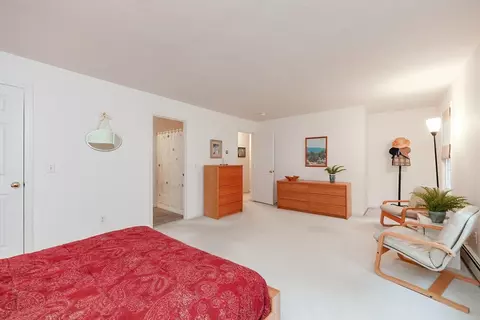 70 Macarthur Rd, Northbridge, MA 01534 photo 31