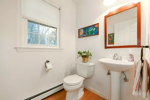 70 Macarthur Rd, Northbridge, MA 01534 photo 20