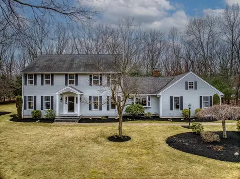 3 Deerfield Way, Andover, MA 01810
