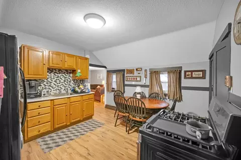 195-197 Main St, Hardwick, MA 01082 photo 3