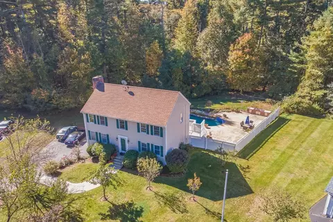31 Timbercreek, Billerica, MA 01821