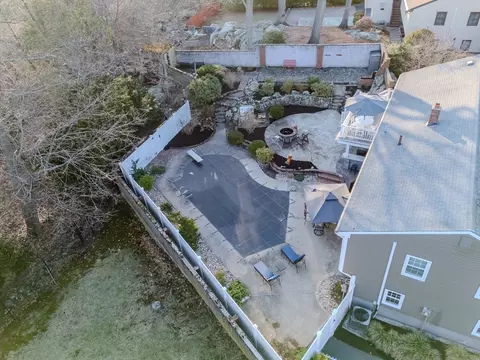 View/Area - 12 Fieldstone Dr, Stoneham, MA 02180 photo 3 of 4