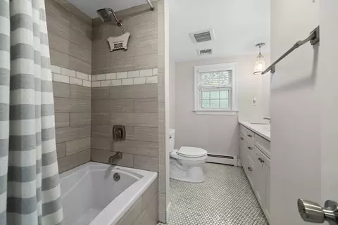 Bath - 12 Fieldstone Dr, Stoneham, MA 02180 photo 5 of 5