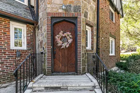 5 Old Brook Dr, Worcester, MA 01609 photo 14