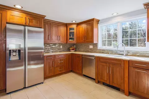 5 Old Brook Dr, Worcester, MA 01609 photo 26