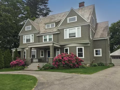 1530 Beacon St, Waban, MA 02468