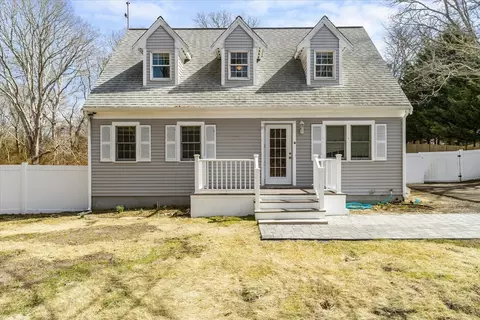 4 Old Colony Way, Yarmouth, MA 02664