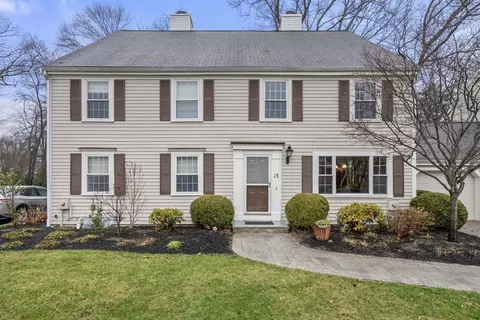 13 Fairway Cir #13, Natick, MA 01760