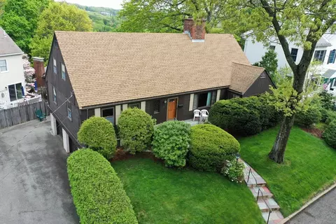 10 Wyola Prospect, Waltham, MA 02451