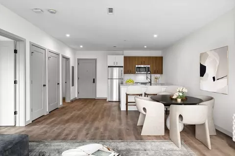 203 Lowell Lowell St #101, Wilmington, MA 01887
