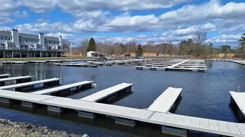 503 Treasure Island Rd #503, Webster, MA 01570