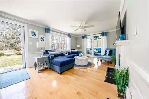 429 Pine St, Centerville, MA 02632 photo 3