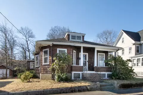 174 Dover St, Brockton, MA 02301