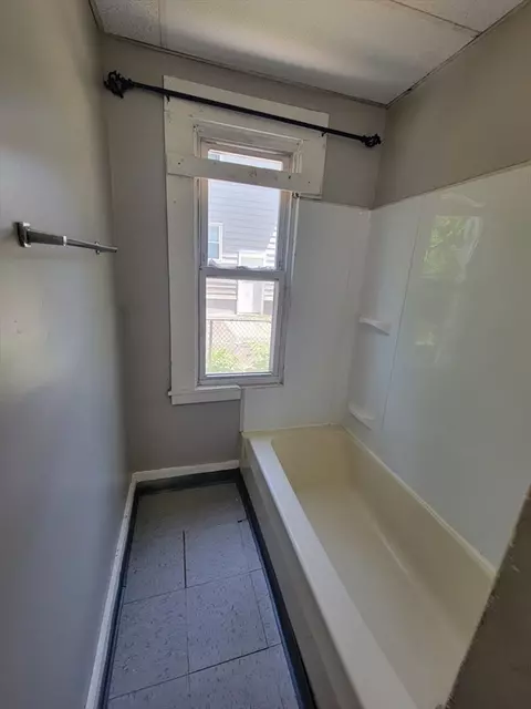 30 Forest Park Ave, Springfield, MA 01108 photo 13
