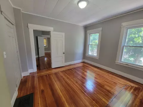 30 Forest Park Ave, Springfield, MA 01108 photo 8