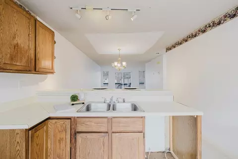 12 Castlegate Dr #12, Springfield, MA 01129 photo 6