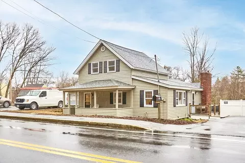 137 Tyngsboro Rd, Dracut, MA 01826