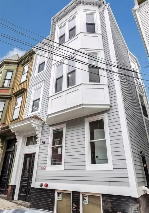 13 Monmouth #1, Boston, MA 02128