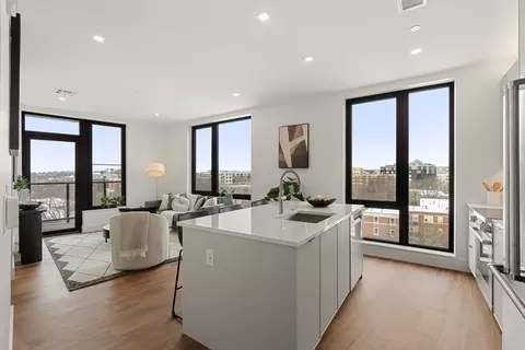 1515 Commonwealth Ave #402, Boston, MA 02135