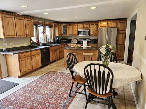 10 Campbell Rd, Ware, MA 01082 photo 5