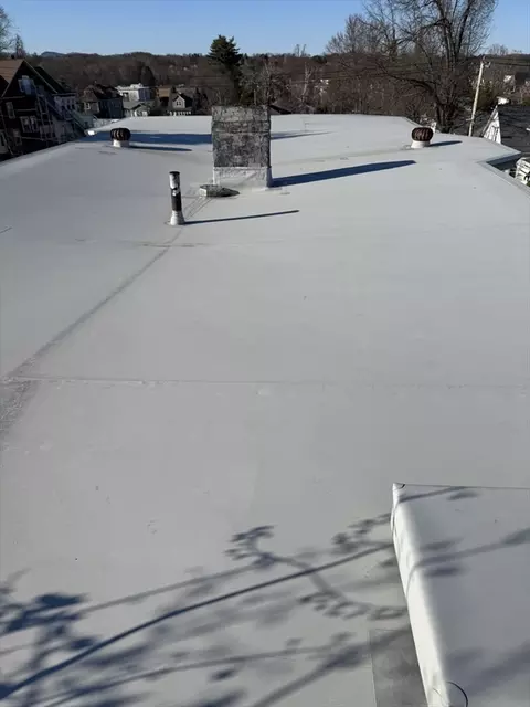 206 Fairview Ave, Chicopee, MA 01013 photo 24