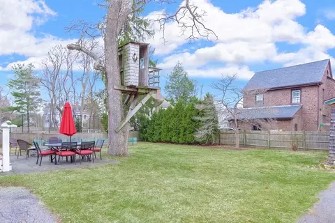 Exterior - 25 Bradford St, Needham, MA 02492 photo 6 of 8