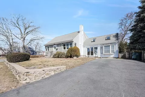 140 Gay St, Norwood, MA 02062