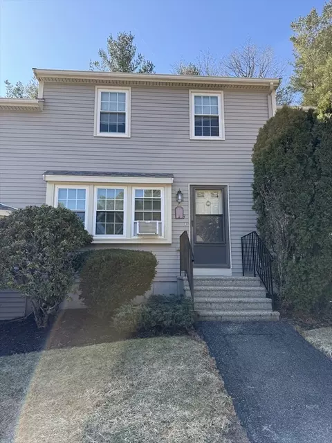 3 Pineview #3, Millis, MA 02054