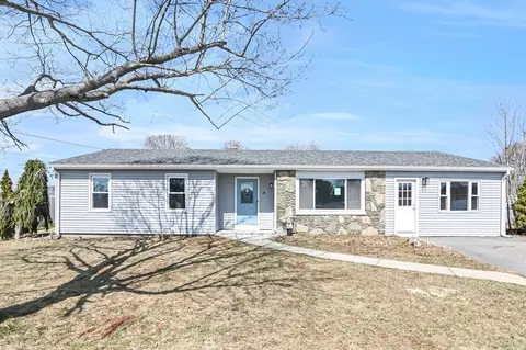 32 Pennsylvania Ave, Somerset, MA 02726