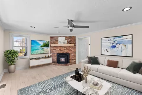Living - 16 Forest Park Dr, Mendon, MA 01756 photo 3 of 3