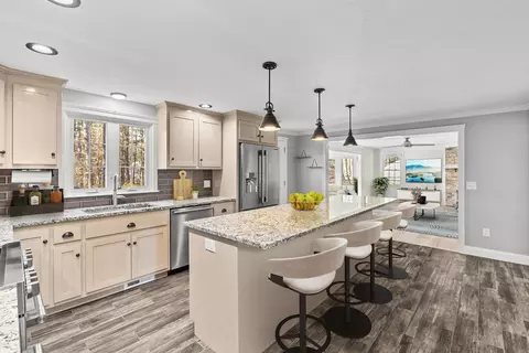 Kitchen - 16 Forest Park Dr, Mendon, MA 01756 photo 1 of 4