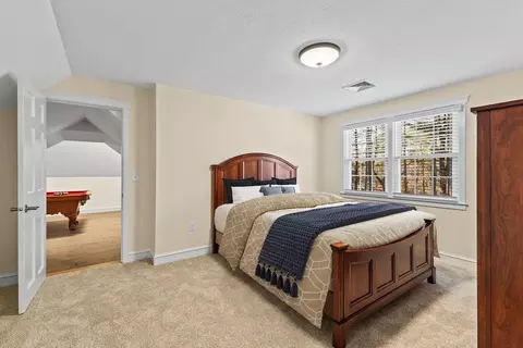 Bedroom - 16 Forest Park Dr, Mendon, MA 01756 photo 8 of 9