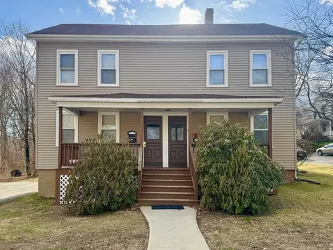 152-154 Federal St, Northampton, MA 01062