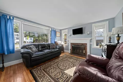 445 Plain St, Marshfield, MA 02050 photo 16