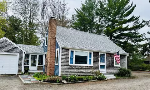 445 Plain St, Marshfield, MA 02050