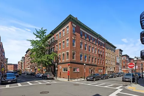 43 Cooper St, Boston, MA 02113