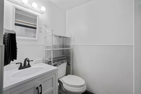 5 Kerry Dr, Springfield, MA 01118 photo 6