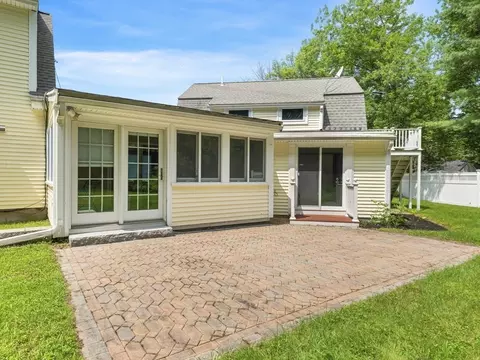 2 Texas Rd, Westford, MA 01886