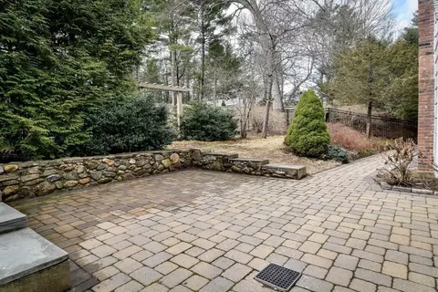 Exterior - 2 Forest St, Dover, MA 02030 photo 3 of 6